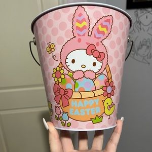 Hello kitty Easter bucket